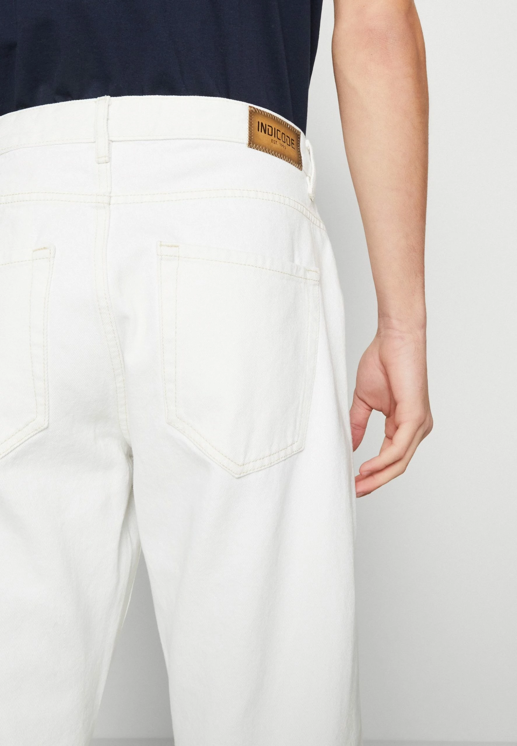 Indicode Jeans Jeans Tapered Fit - White Heaven 8 Indicode Jeans Jeans Tapered Fit - White Heaven - Afbeelding 6