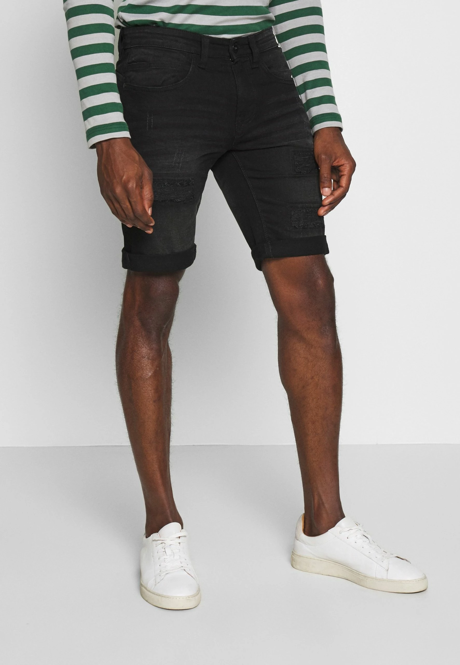 Indicode Jeans Kaden Holes - Jeansshort - Ultra Black 3 Indicode Jeans Kaden Holes - Jeansshort - Ultra Black