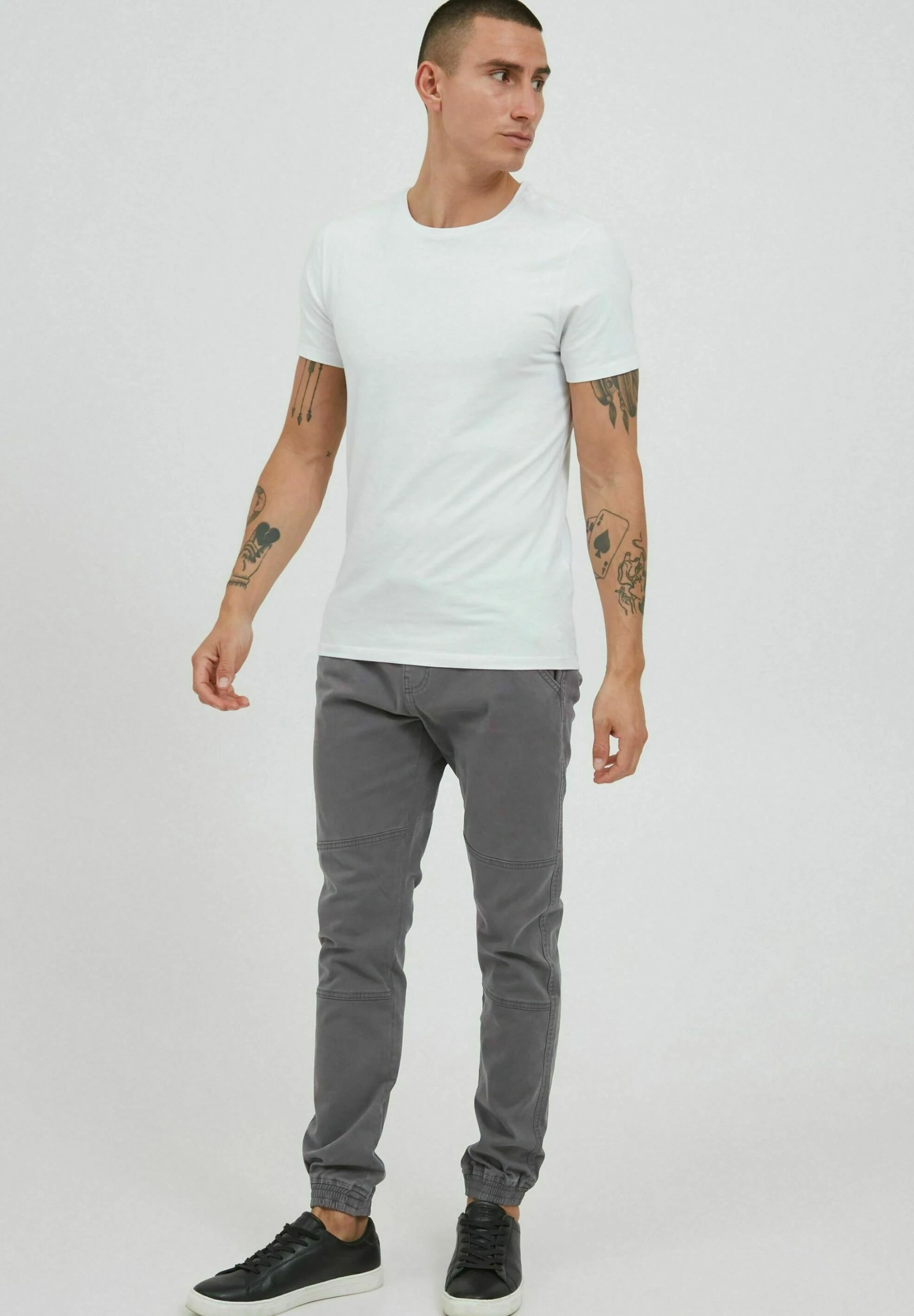 Indicode Jeans Idbrontus - Jeans Tapered Fit - Dark Grey 4 Indicode Jeans Idbrontus - Jeans Tapered Fit - Dark Grey - Afbeelding 2