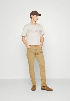 Indicode Jeans Incalli - Relaxed Fit Jeans - Otter 13 Indicode Jeans Incalli - Relaxed Fit Jeans - Otter -Indicode Jeans Verkoop winkel c181aabf18054cb28961eb7fe00851e4