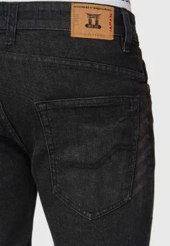 Indicode Jeans Roberts - Jeansshort - Black 13 Indicode Jeans Roberts - Jeansshort - Black -Indicode Jeans Verkoop winkel cf5114fccf1a4e238b871bc1d50ca57d
