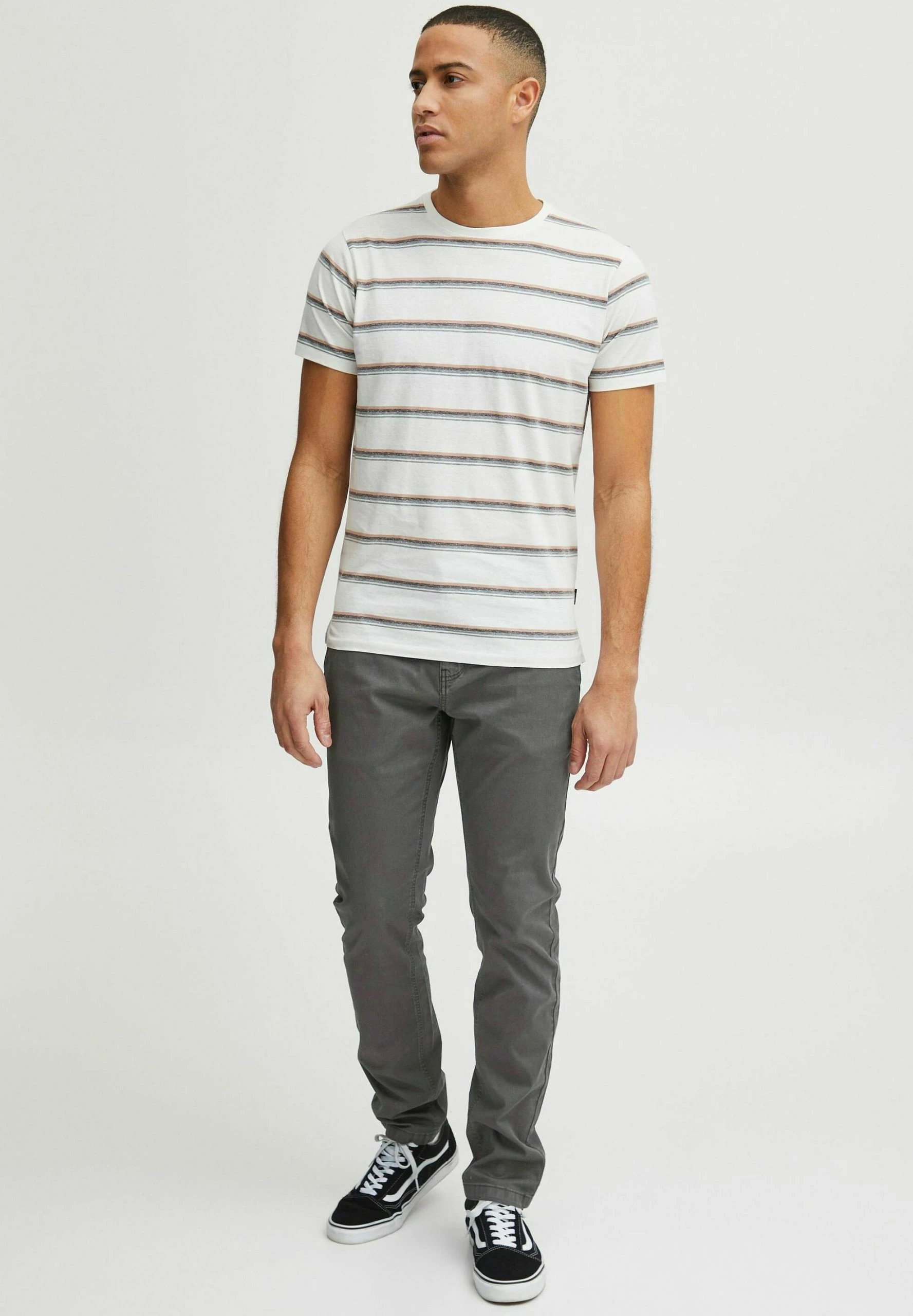 Indicode Jeans Idlucas - Straight Leg Jeans - Raven 4 Indicode Jeans Idlucas - Straight Leg Jeans - Raven - Afbeelding 2